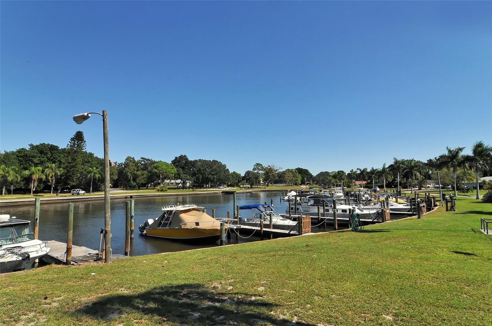 PALMA SOLA PARK - Residential Lease