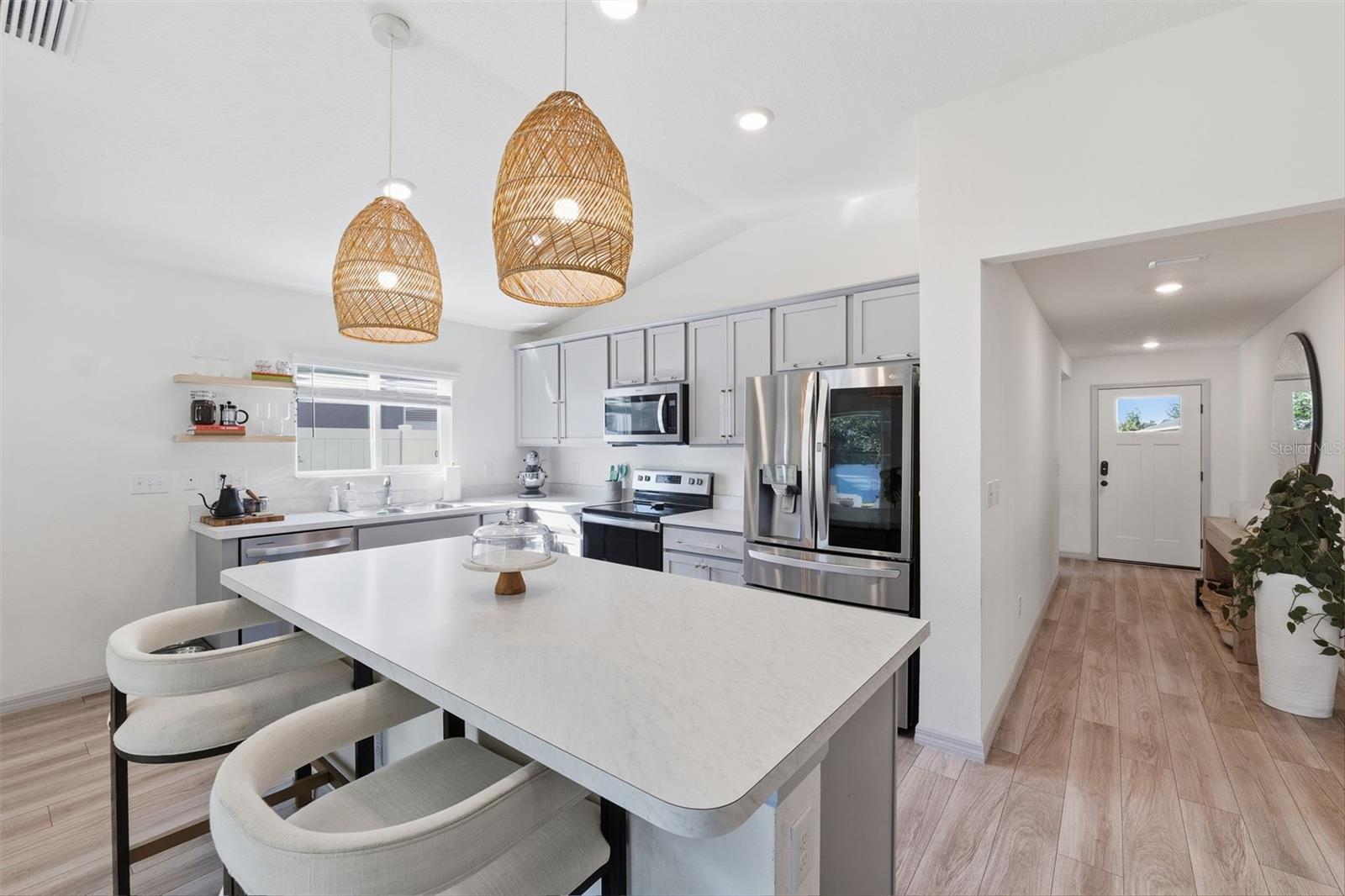 LEGENDS POINTE - Residential