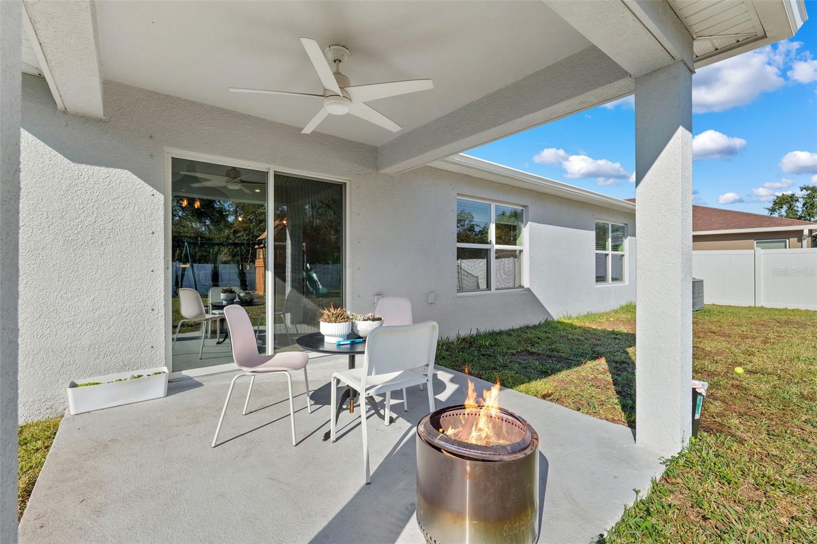 LEGENDS POINTE - Residential