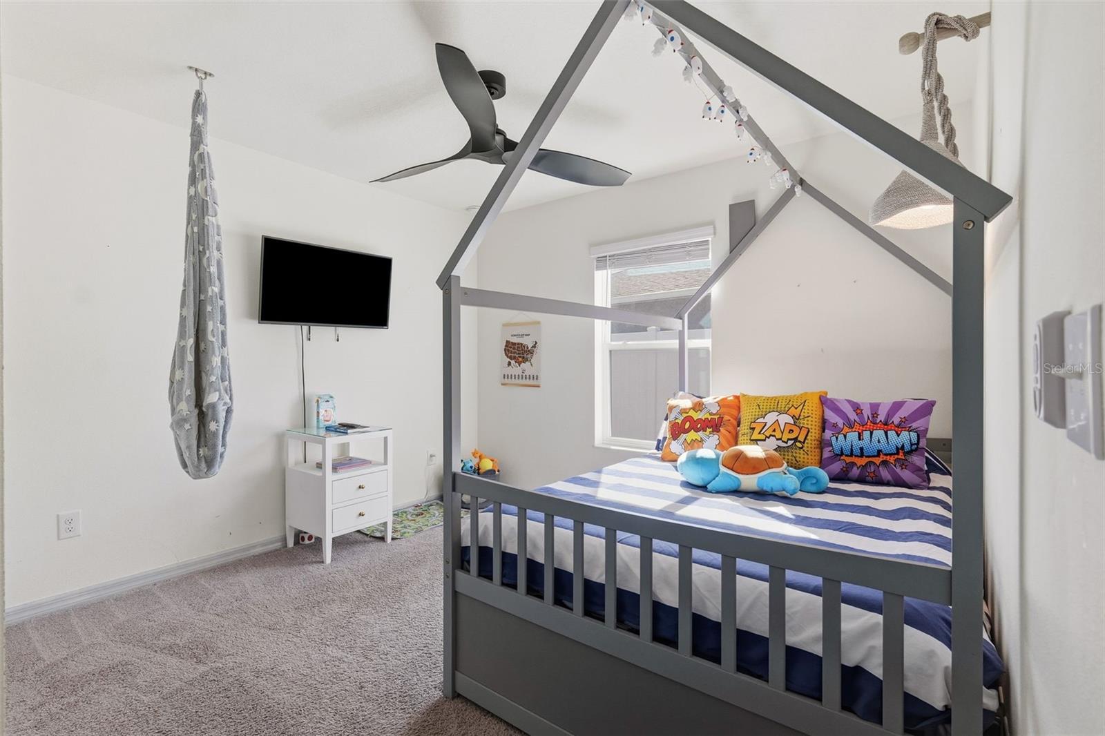 LEGENDS POINTE - Residential