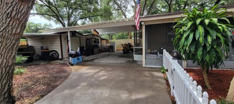 A home in TAMPA