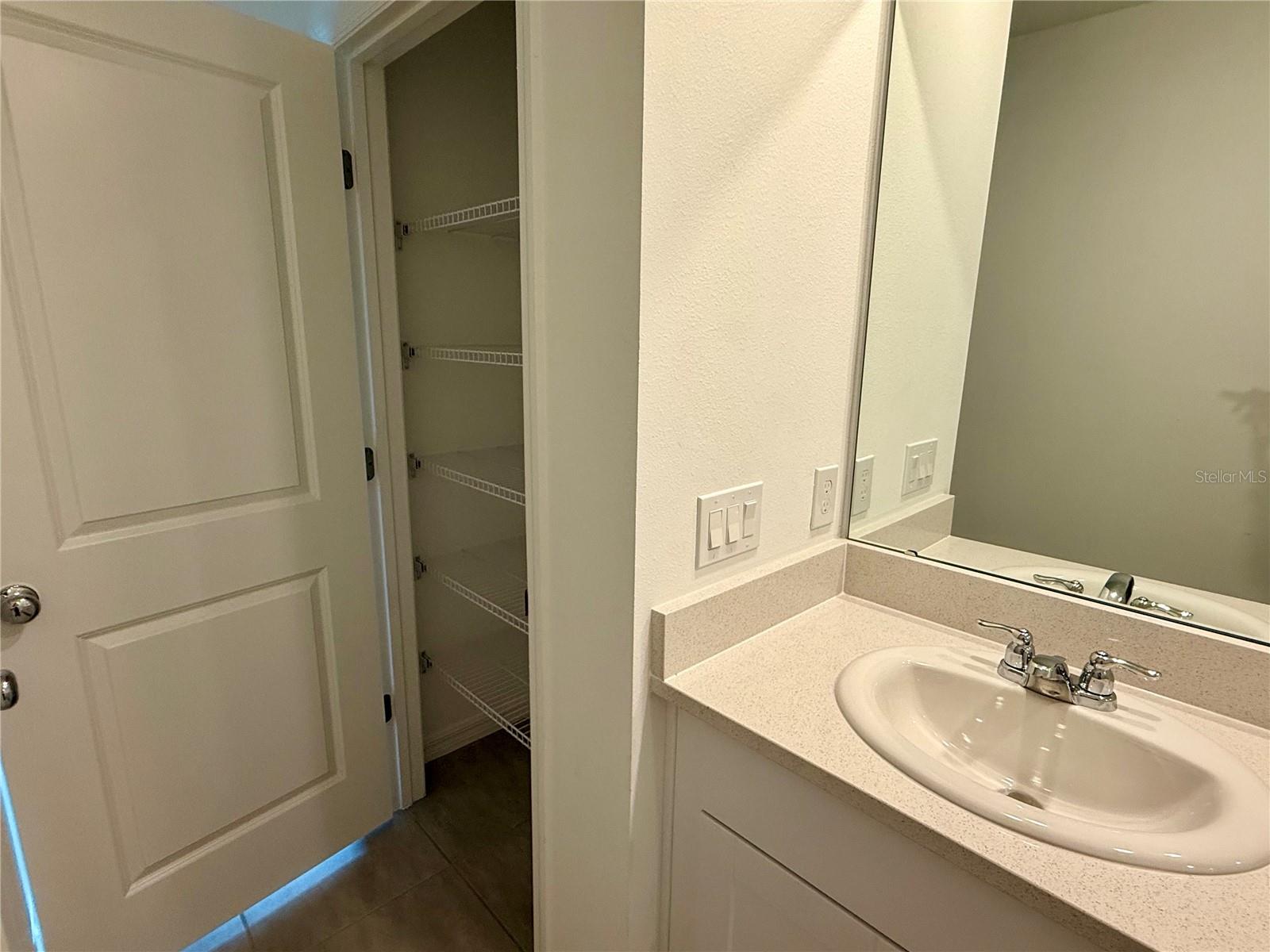 WESTVIEW PH 3 POD - Residential Lease