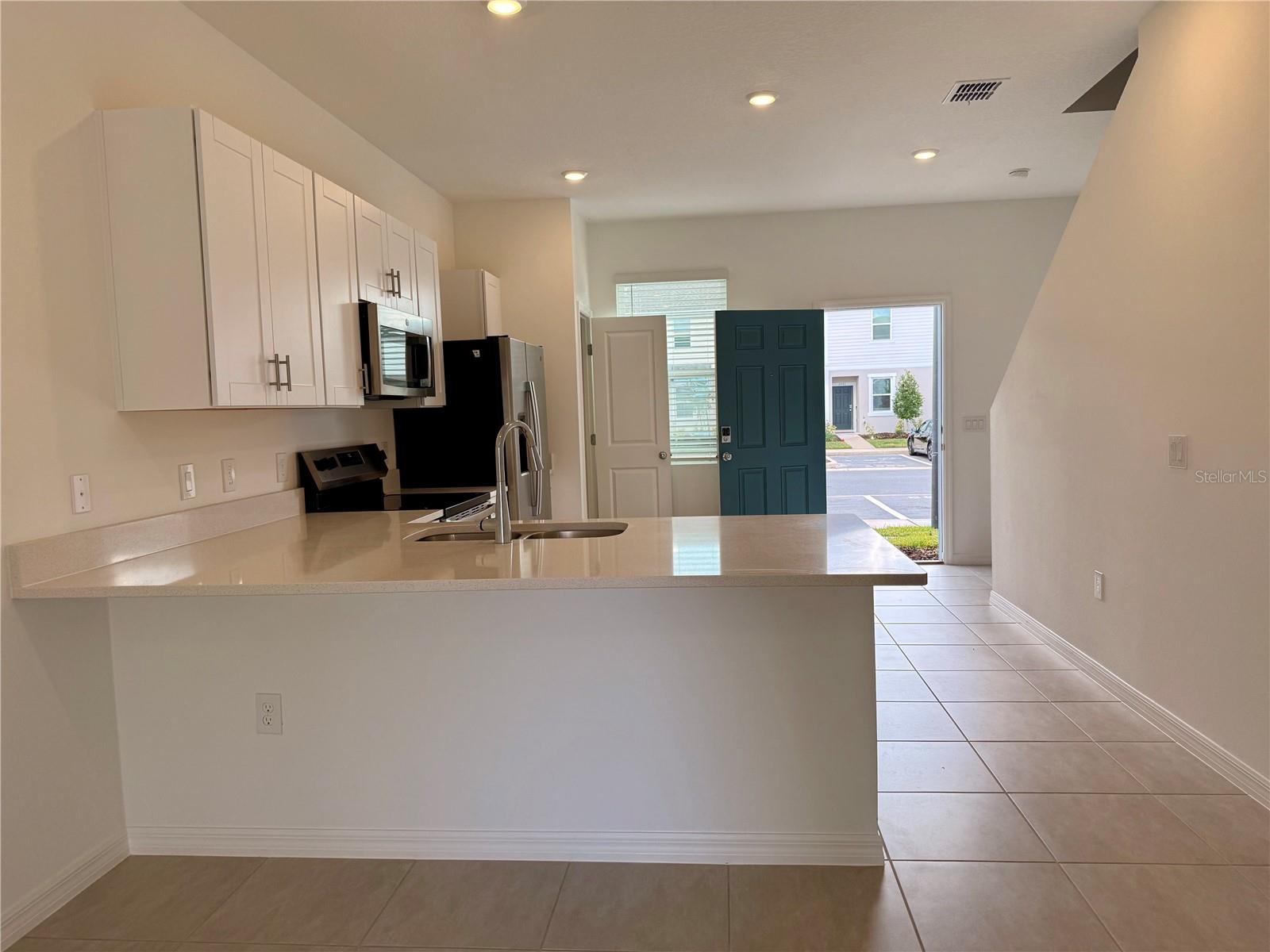 WESTVIEW PH 3 POD - Residential Lease