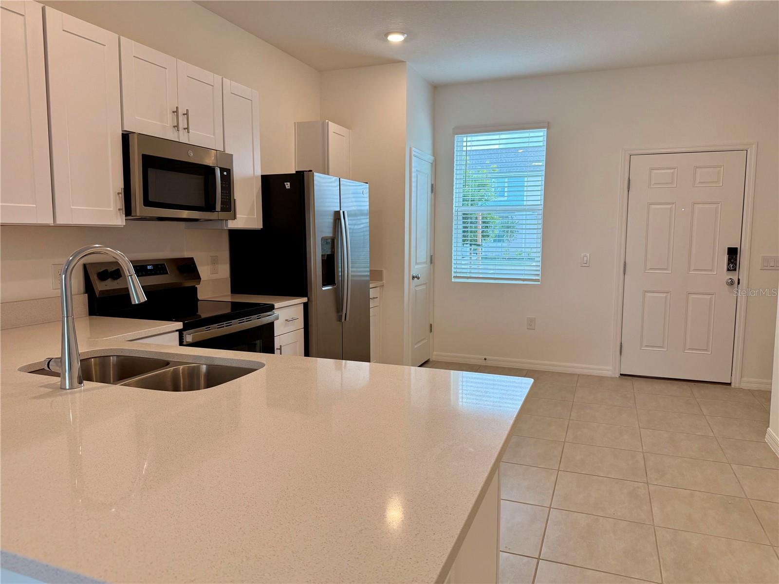 WESTVIEW PH 3 POD - Residential Lease