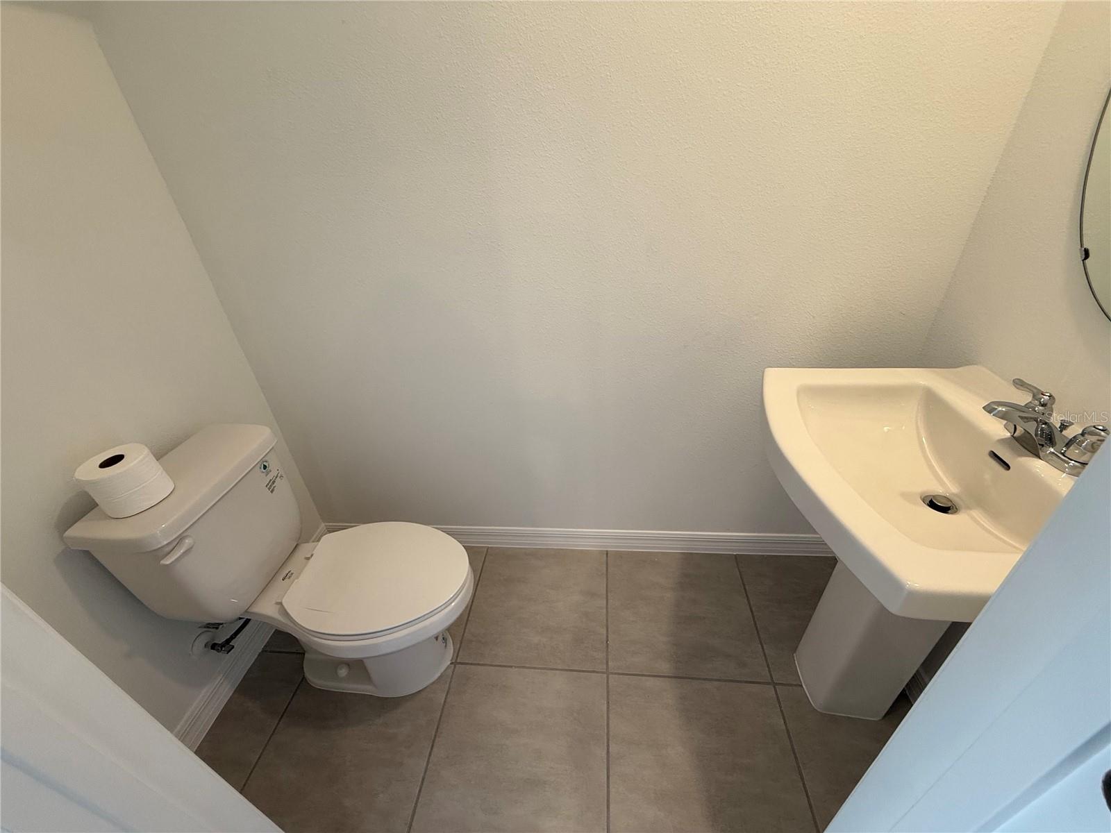 WESTVIEW PH 3 POD - Residential Lease