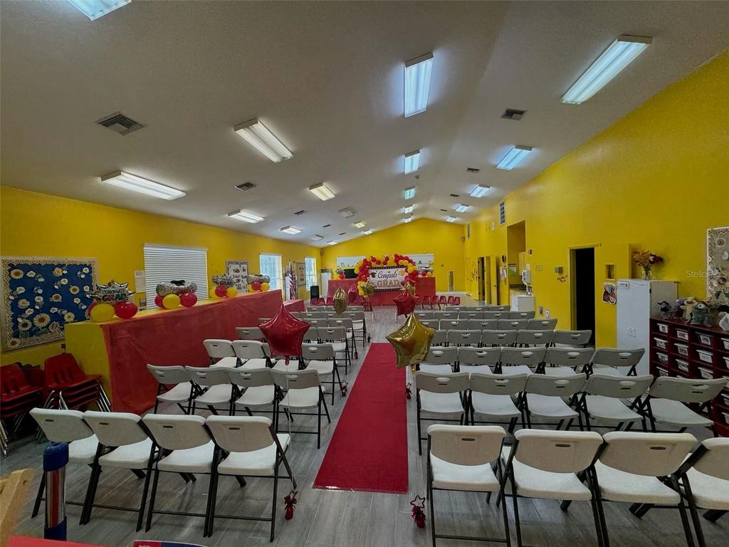 Photo of 8816 W Robson St, Tampa, FL 33615 (MLS # TB8398791)