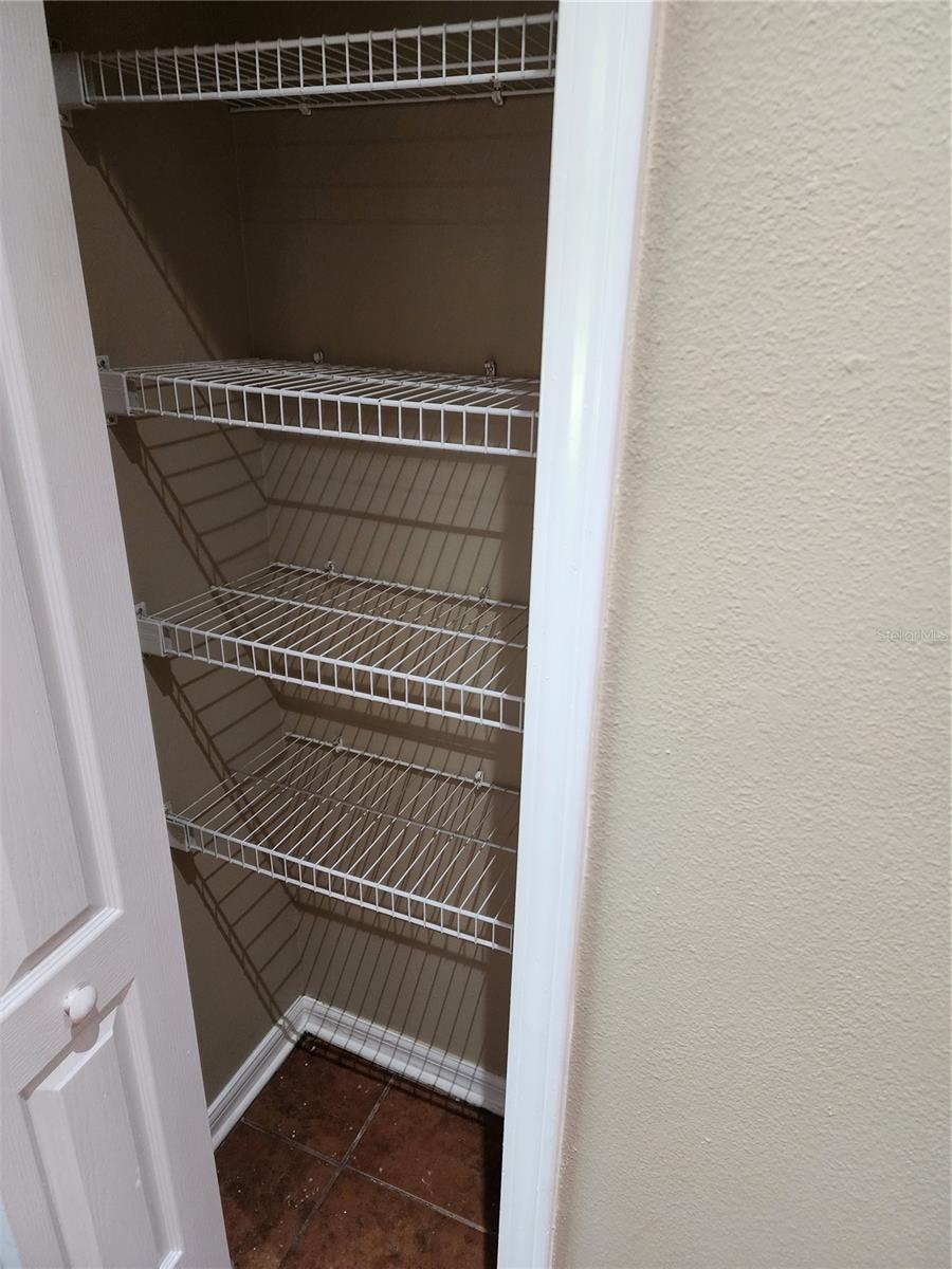 FISHHAWK RANCH TWNHMS PH - Residential Lease