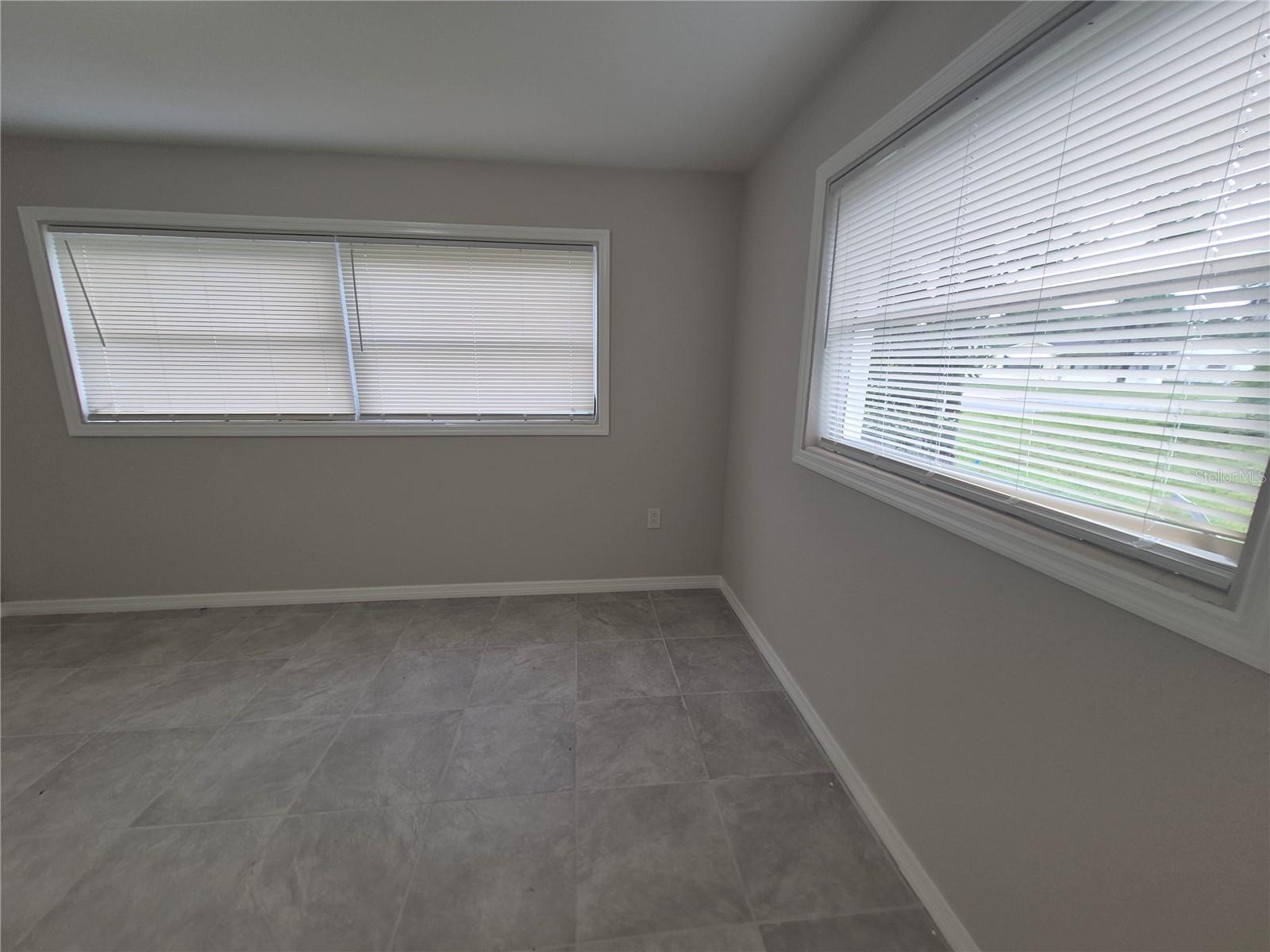 BEVERLY HILLS MARKET AREA - Residential Lease