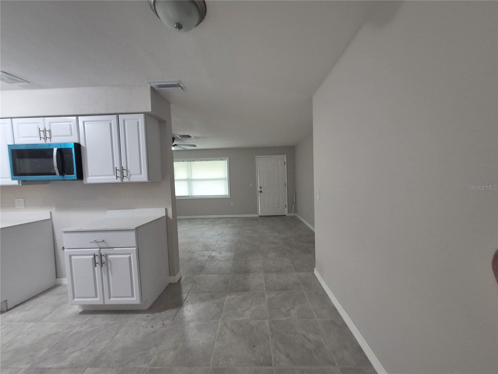 BEVERLY HILLS MARKET AREA - Residential Lease