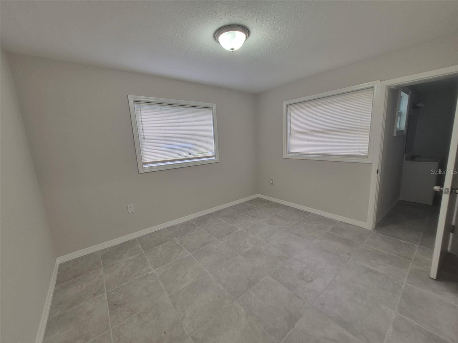 BEVERLY HILLS MARKET AREA - Residential Lease