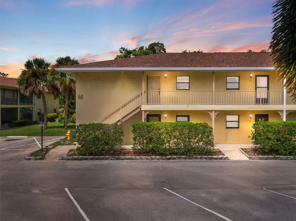 Photo of 400 18th Street #M1, Vero Beach, FL 32960 (MLS # V4944622)