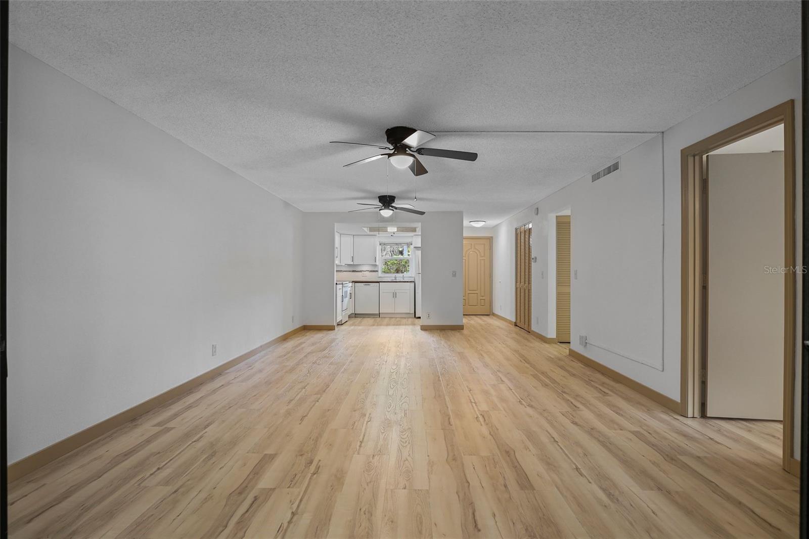 OAK PARK TERRACE UNITS 1-16 - Residential