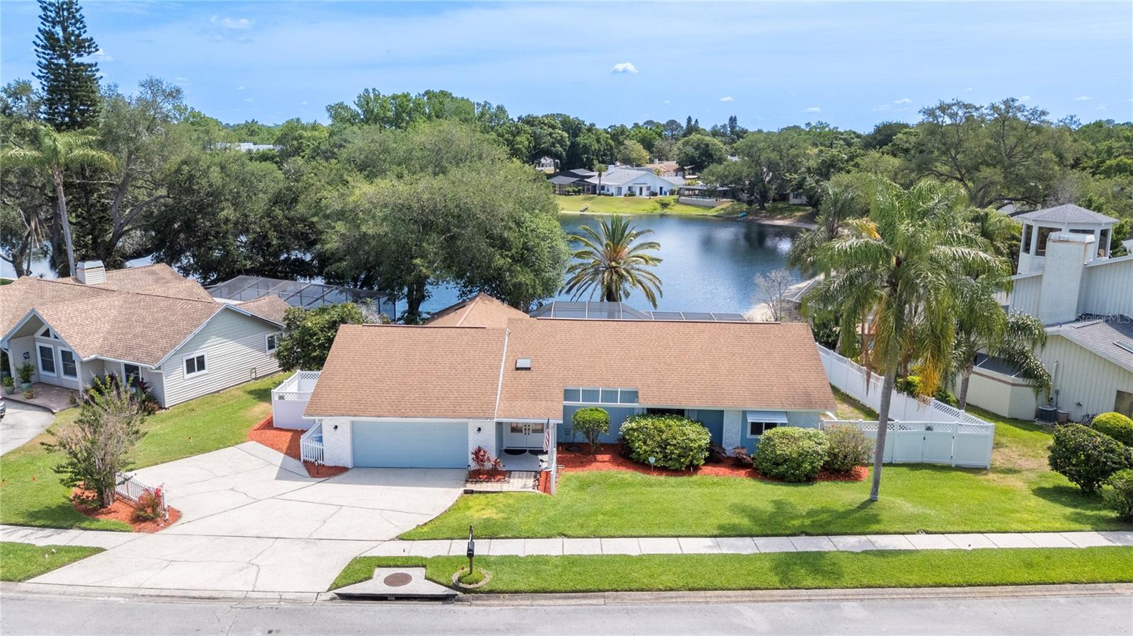 LAKE VALENCIA UNIT ONE - Residential