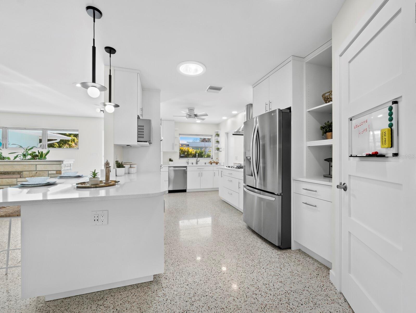 INDIAN BEACH/SAPPHIRE SHORES - Residential