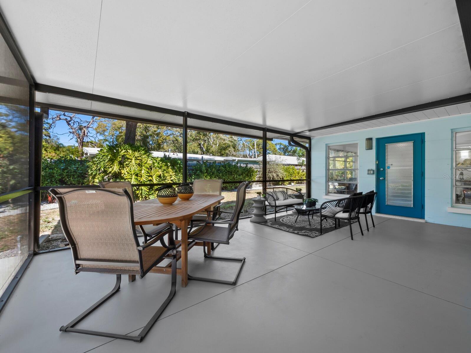 INDIAN BEACH/SAPPHIRE SHORES - Residential