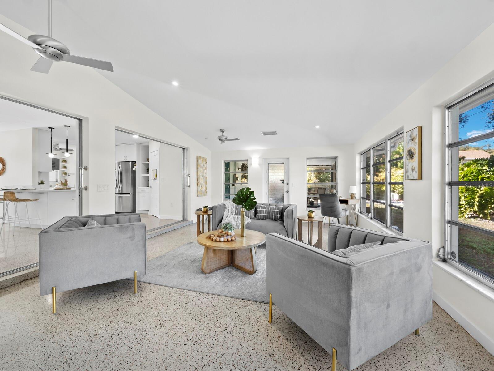 INDIAN BEACH/SAPPHIRE SHORES - Residential