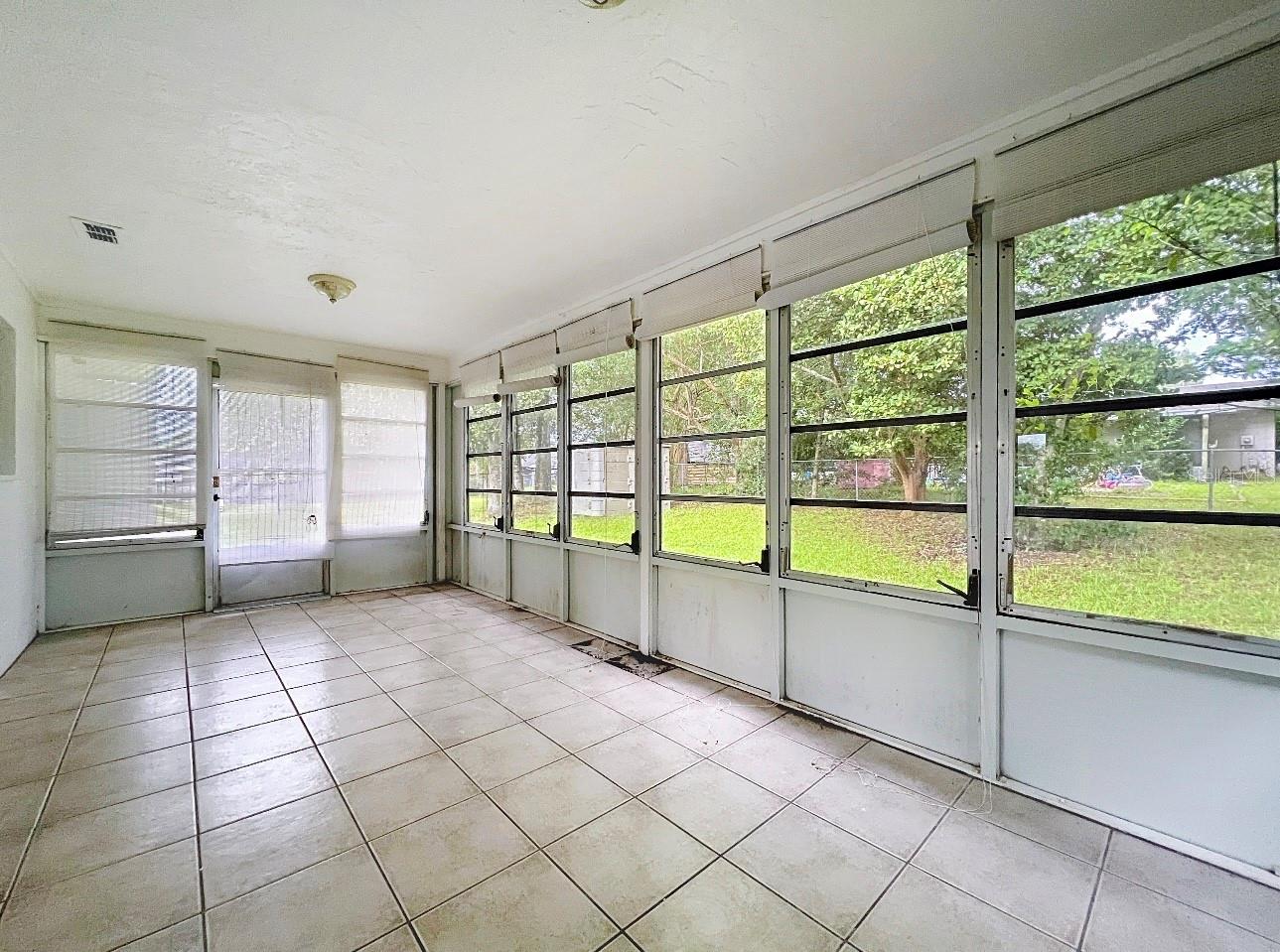 MARION OAKS UN 02 - Residential