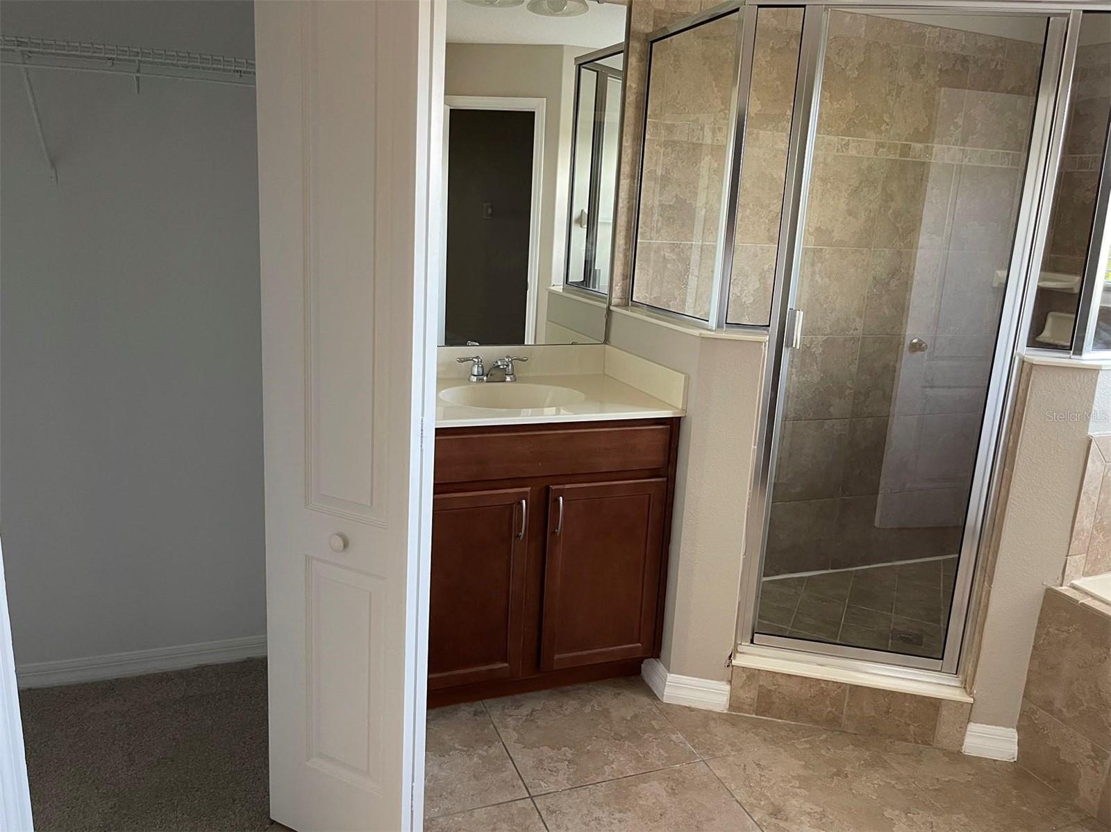 ENCLAVE/MOSS PARK PH2A - Residential Lease