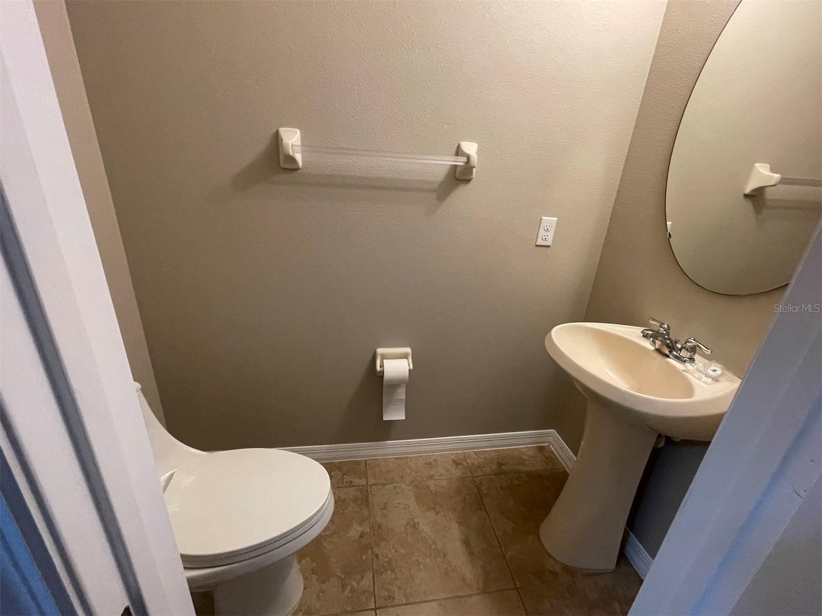 ENCLAVE/MOSS PARK PH2A - Residential Lease