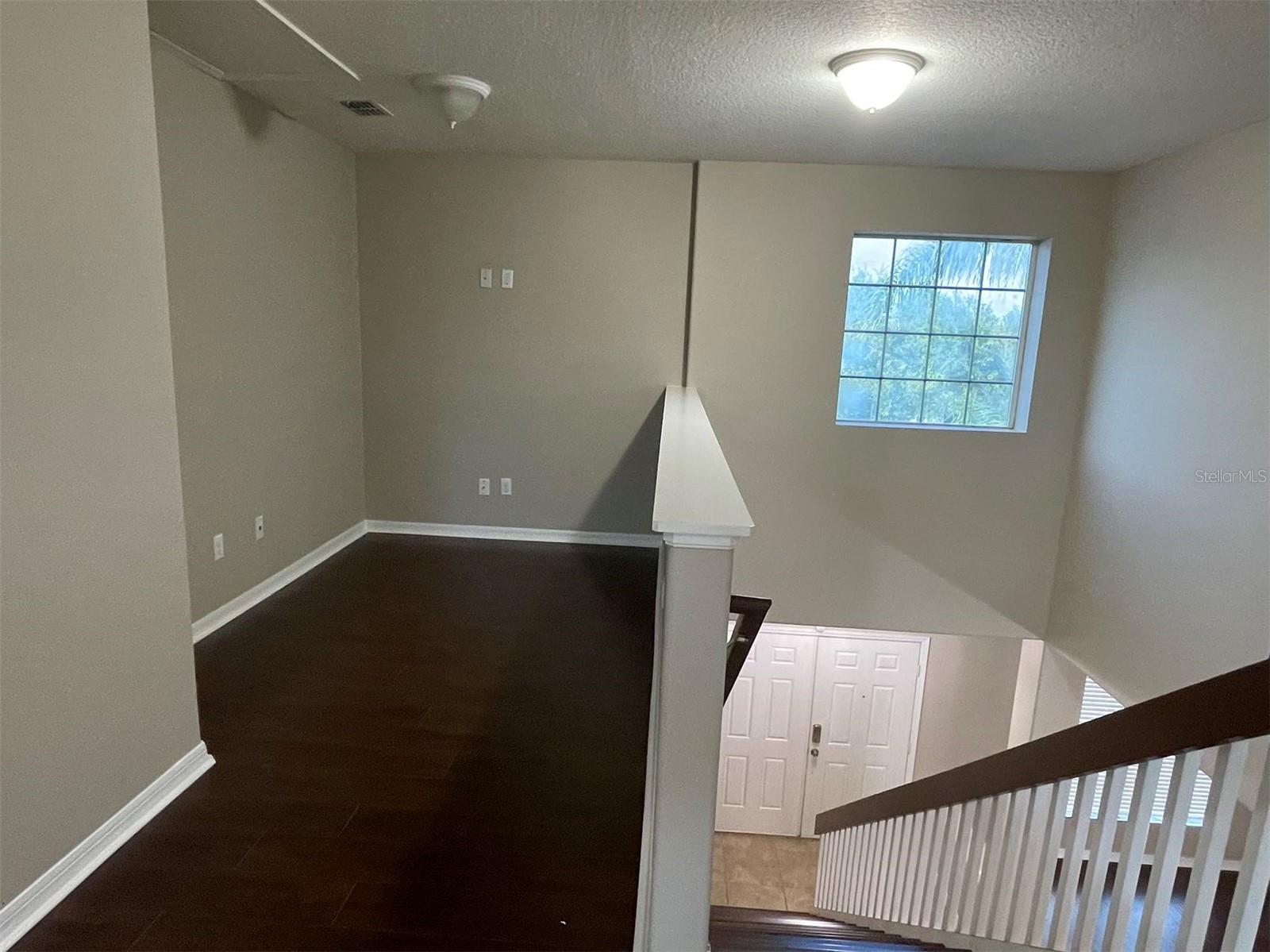 ENCLAVE/MOSS PARK PH2A - Residential Lease