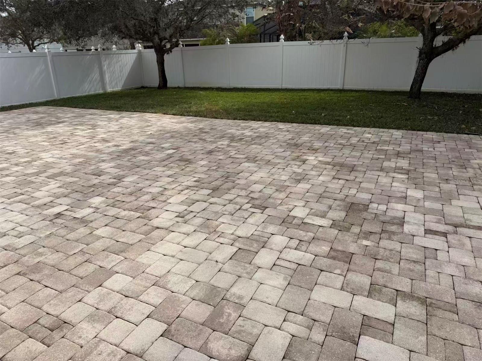 ENCLAVE/MOSS PARK PH2A - Residential Lease