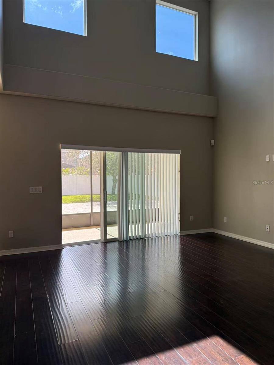 ENCLAVE/MOSS PARK PH2A - Residential Lease