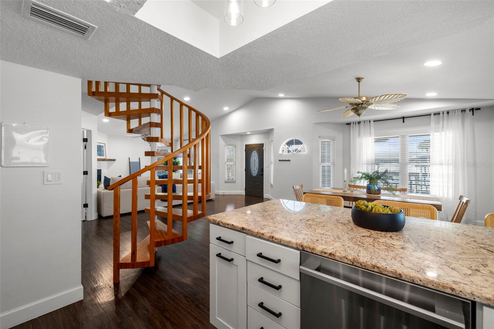 TREASURES OF CAPRI SUB - Residential