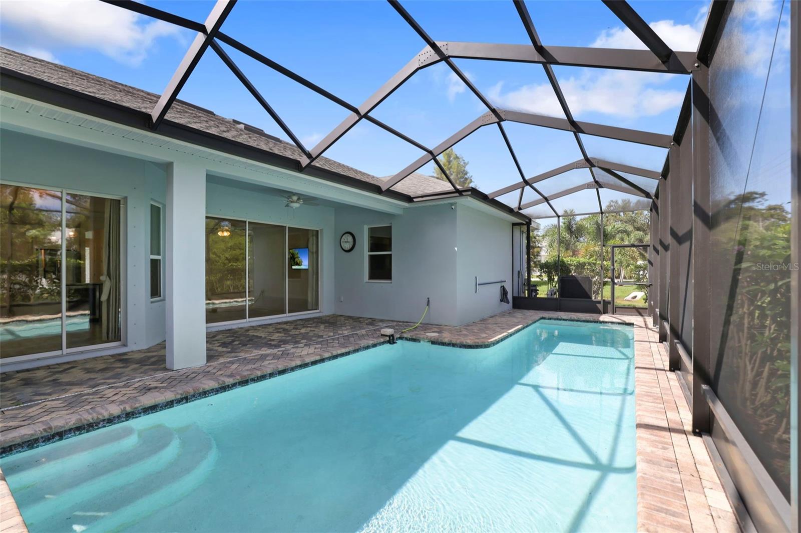 DUNEDIN COVE - Residential