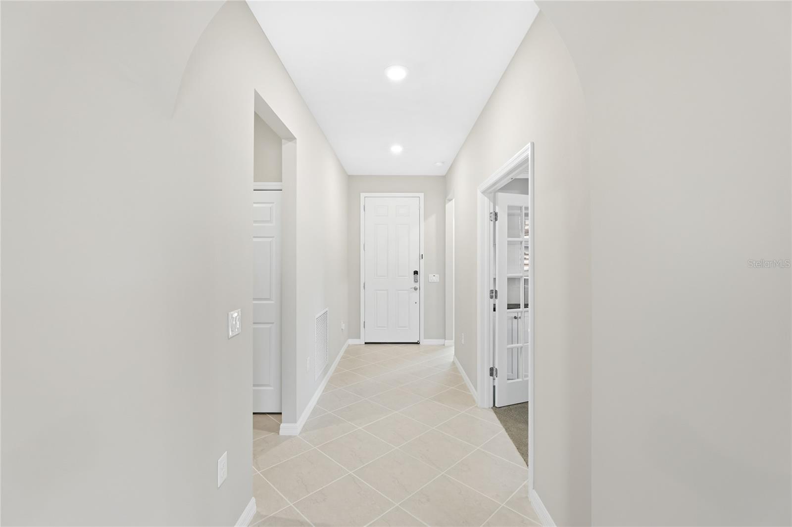 ISLANDWALK/THE WEST VLGS PH 5 - Residential