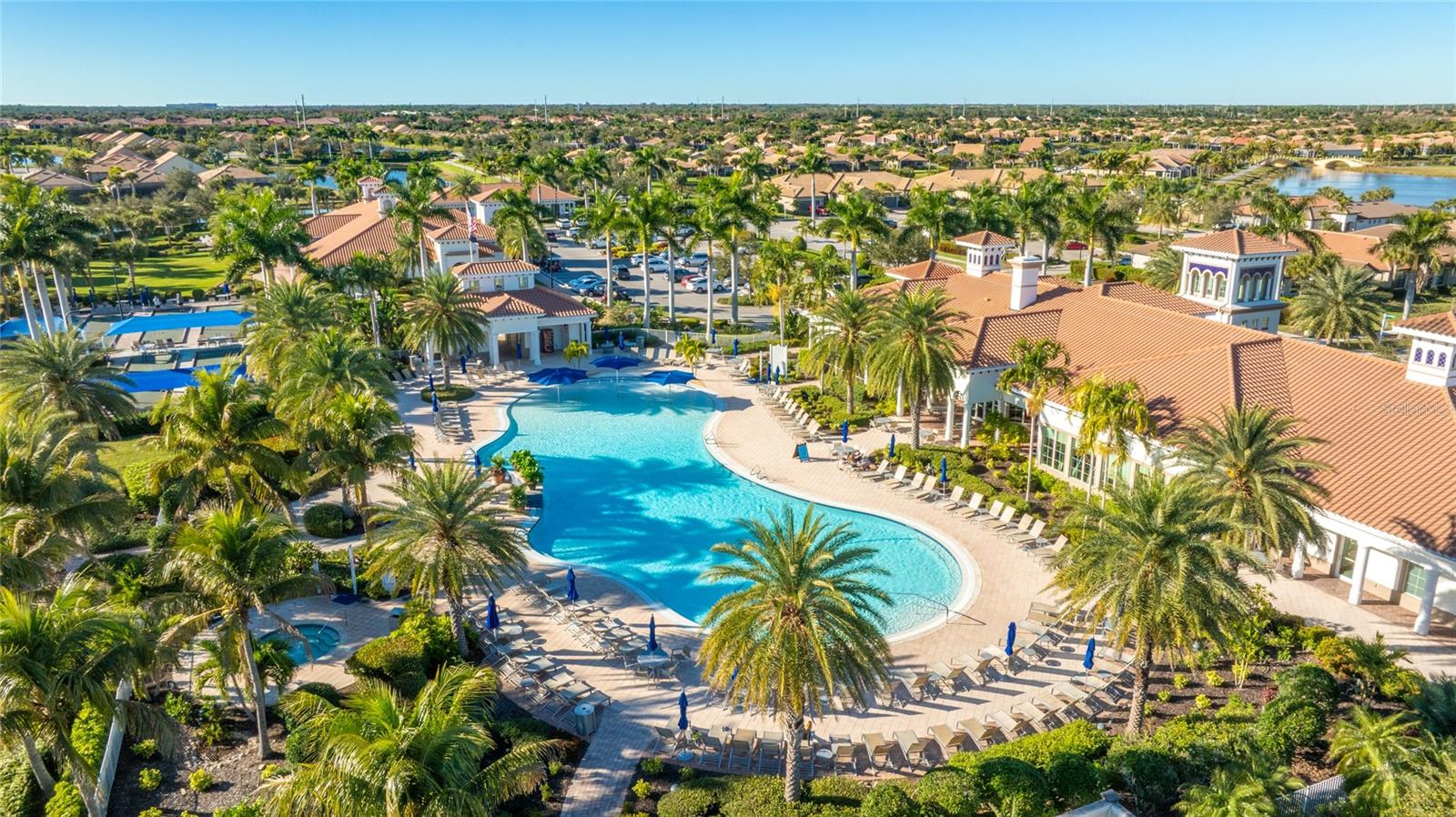 ISLANDWALK/THE WEST VLGS PH 5 - Residential