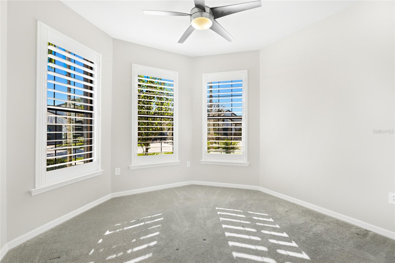 ISLANDWALK/THE WEST VLGS PH 5 - Residential