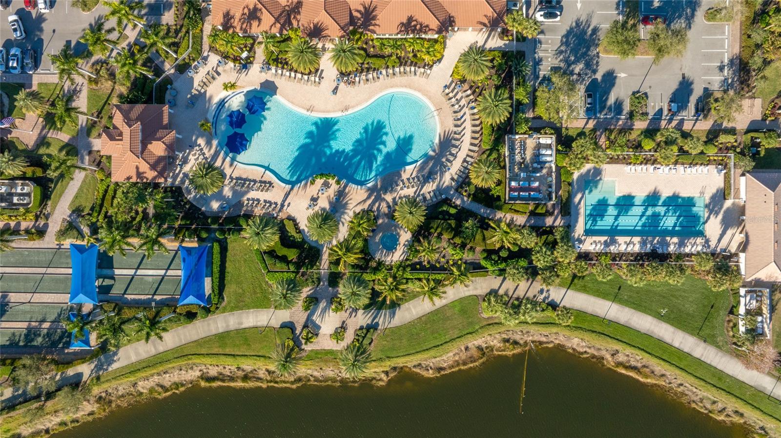 ISLANDWALK/THE WEST VLGS PH 5 - Residential