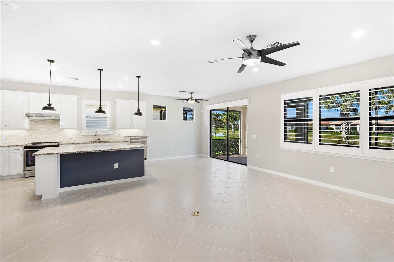 ISLANDWALK/THE WEST VLGS PH 5 - Residential