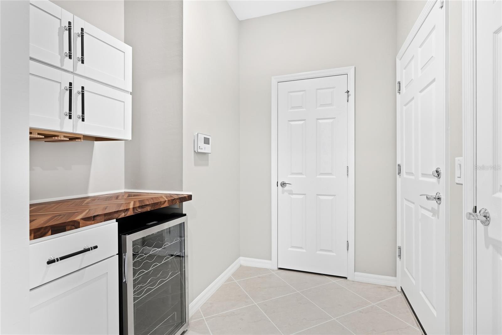 ISLANDWALK/THE WEST VLGS PH 5 - Residential