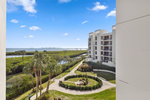 A home in LONGBOAT KEY