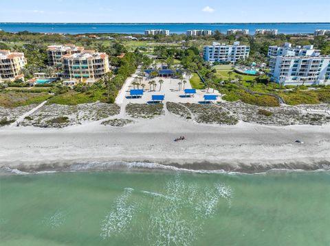 A home in LONGBOAT KEY