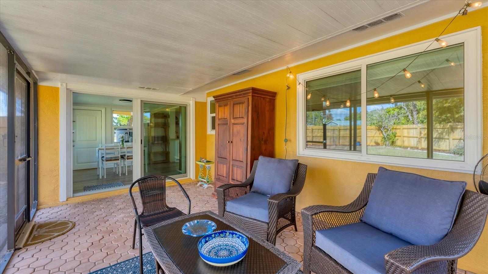 SOUTH VENICE - Residential