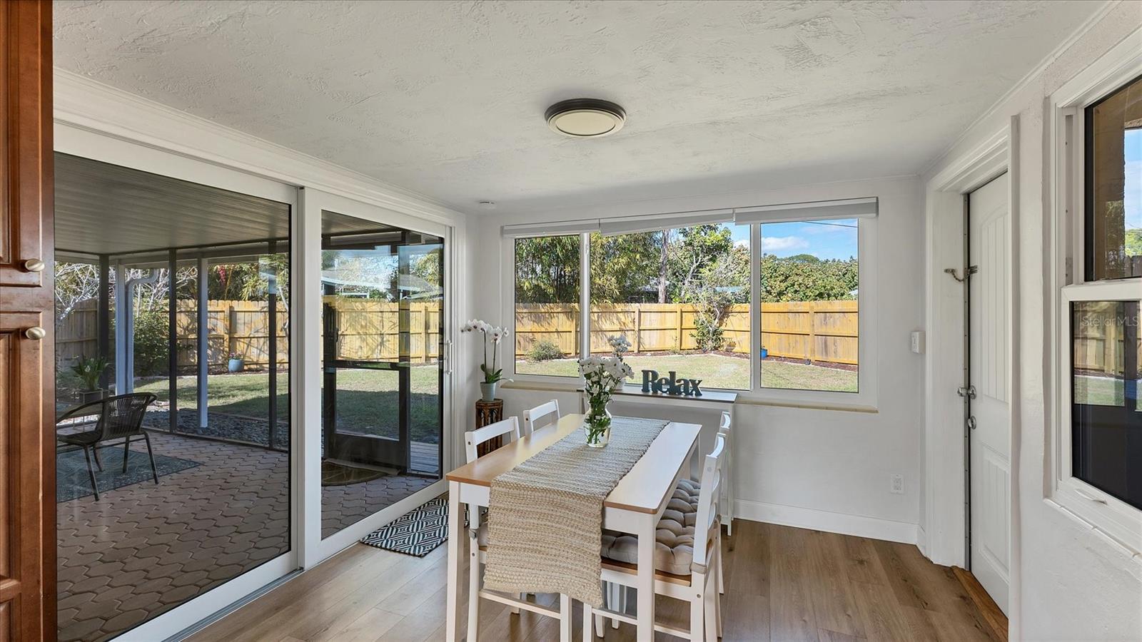 SOUTH VENICE - Residential