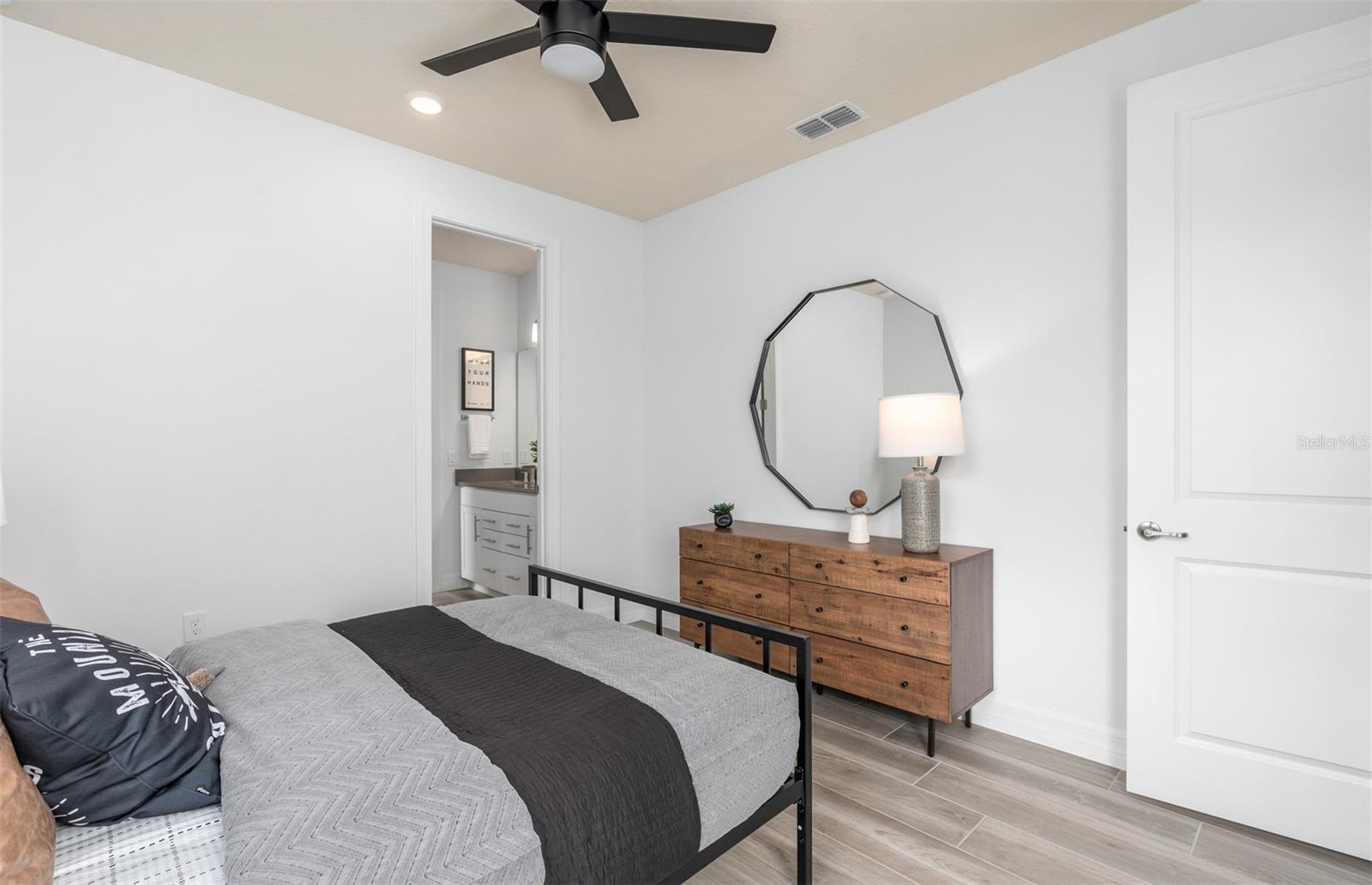 PARKVIEW RESERVE - Residential