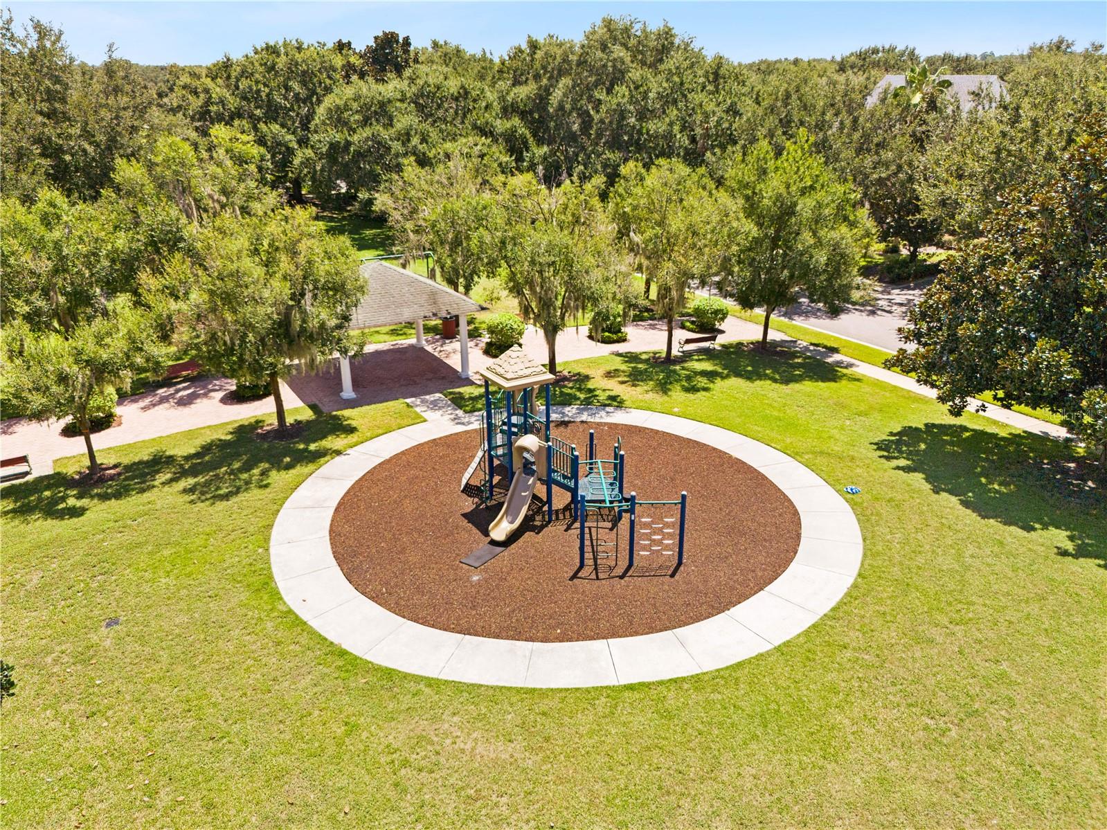 KEENES POINTE UNIT 7 - Residential