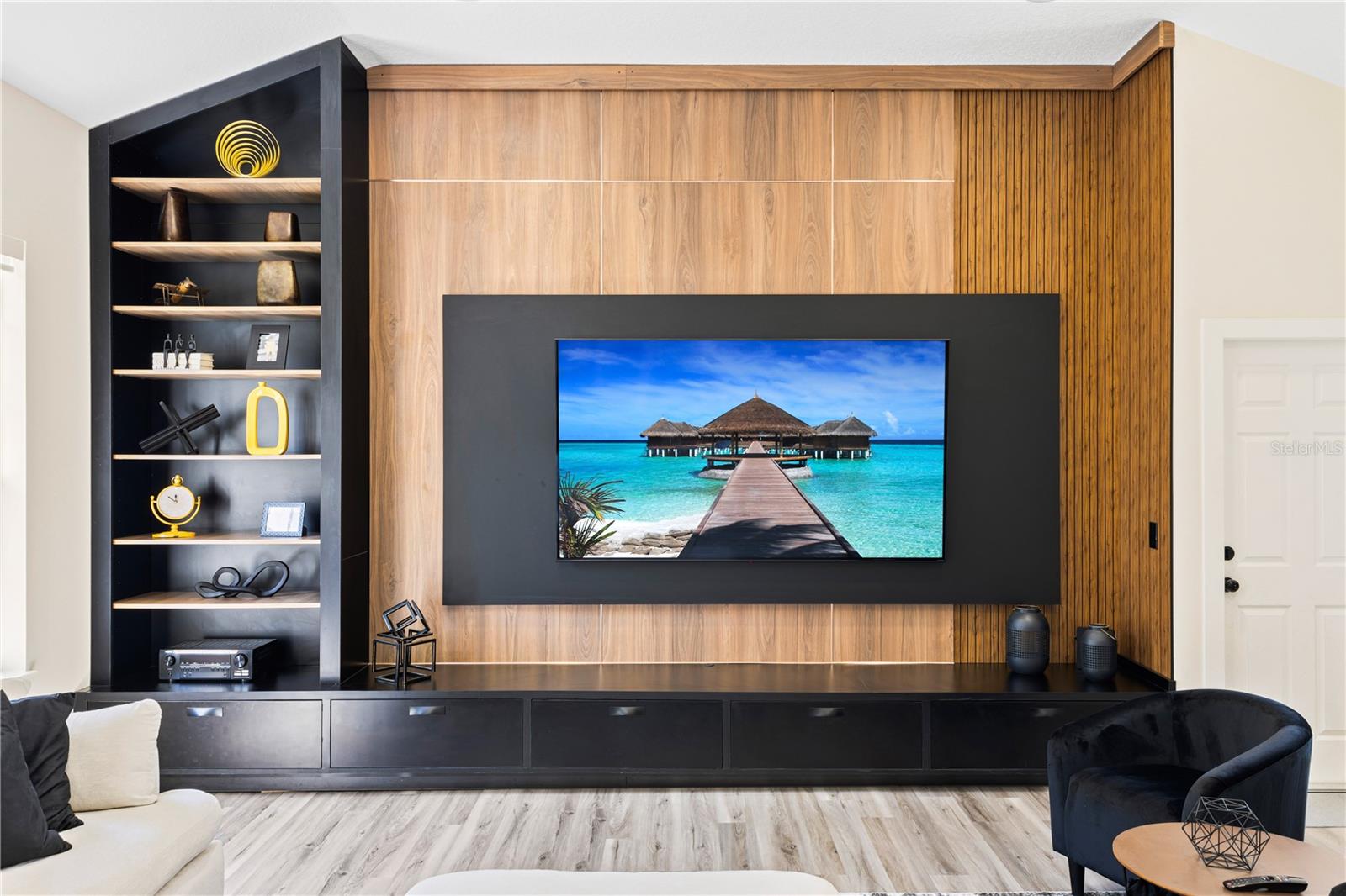 KEENES POINTE UNIT 7 - Residential
