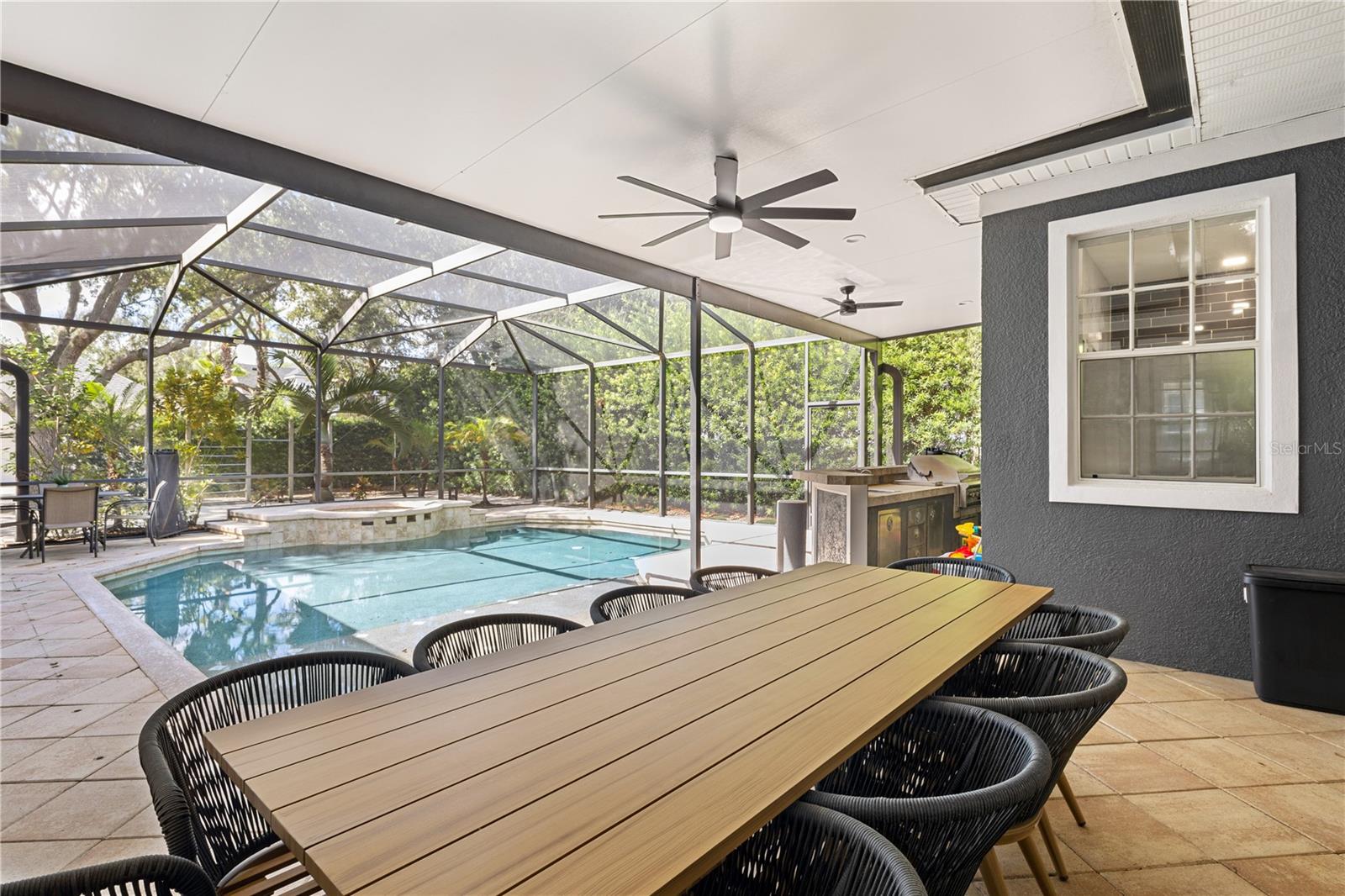 KEENES POINTE UNIT 7 - Residential