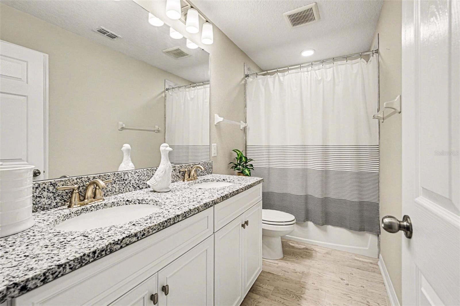 BERRY BAY SUB - Residential