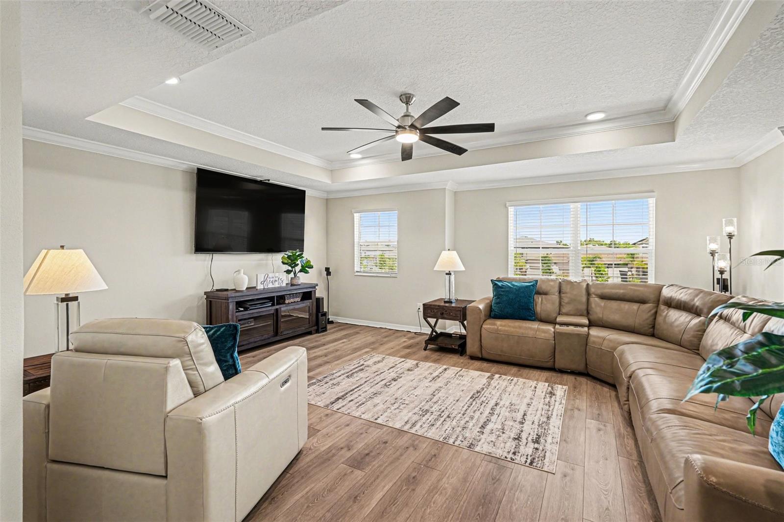 BERRY BAY SUB - Residential