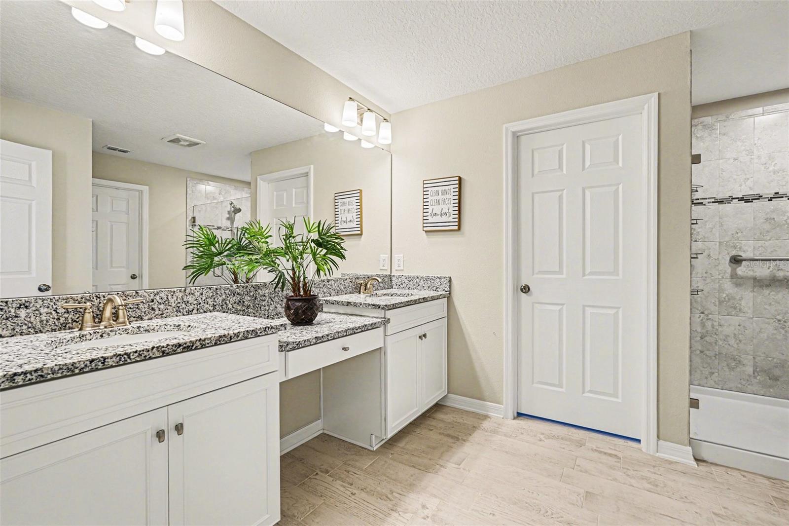 BERRY BAY SUB - Residential