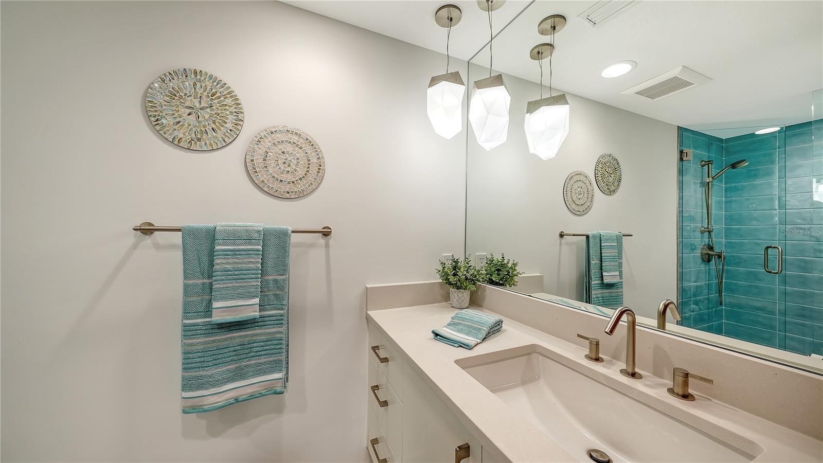 SANDS POINT - Residential