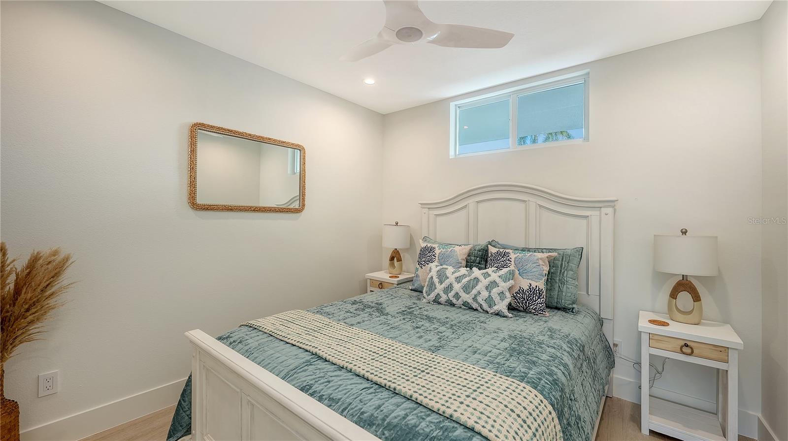 SANDS POINT - Residential