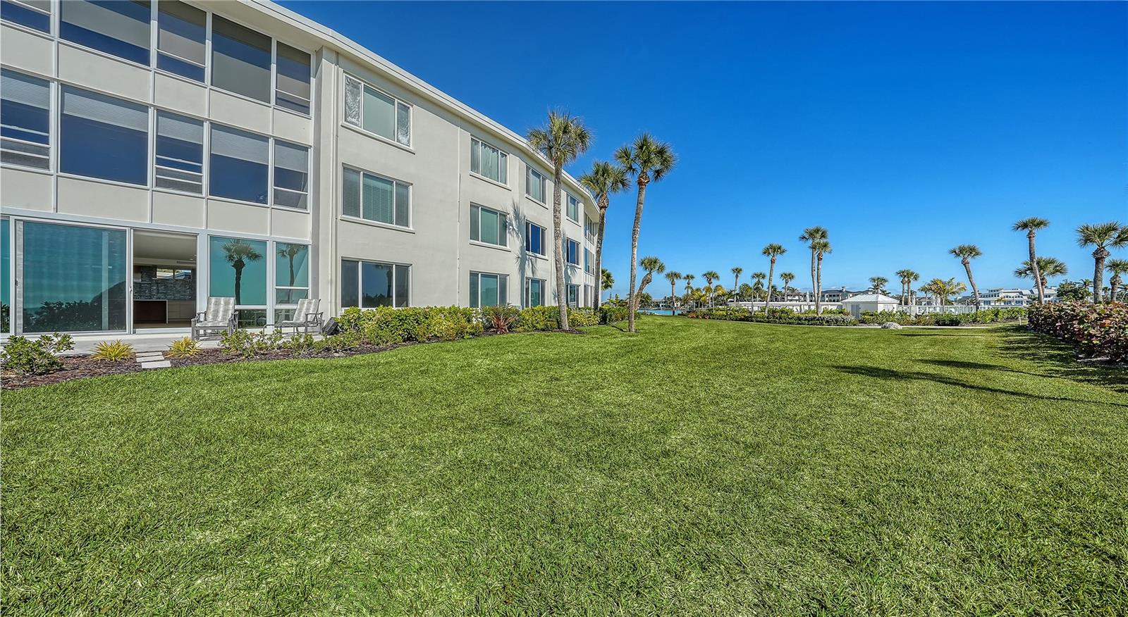 SANDS POINT - Residential