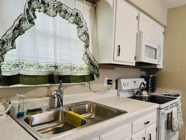 TAVARES LAKEVIEW CONDO - Residential