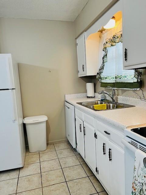 TAVARES LAKEVIEW CONDO - Residential